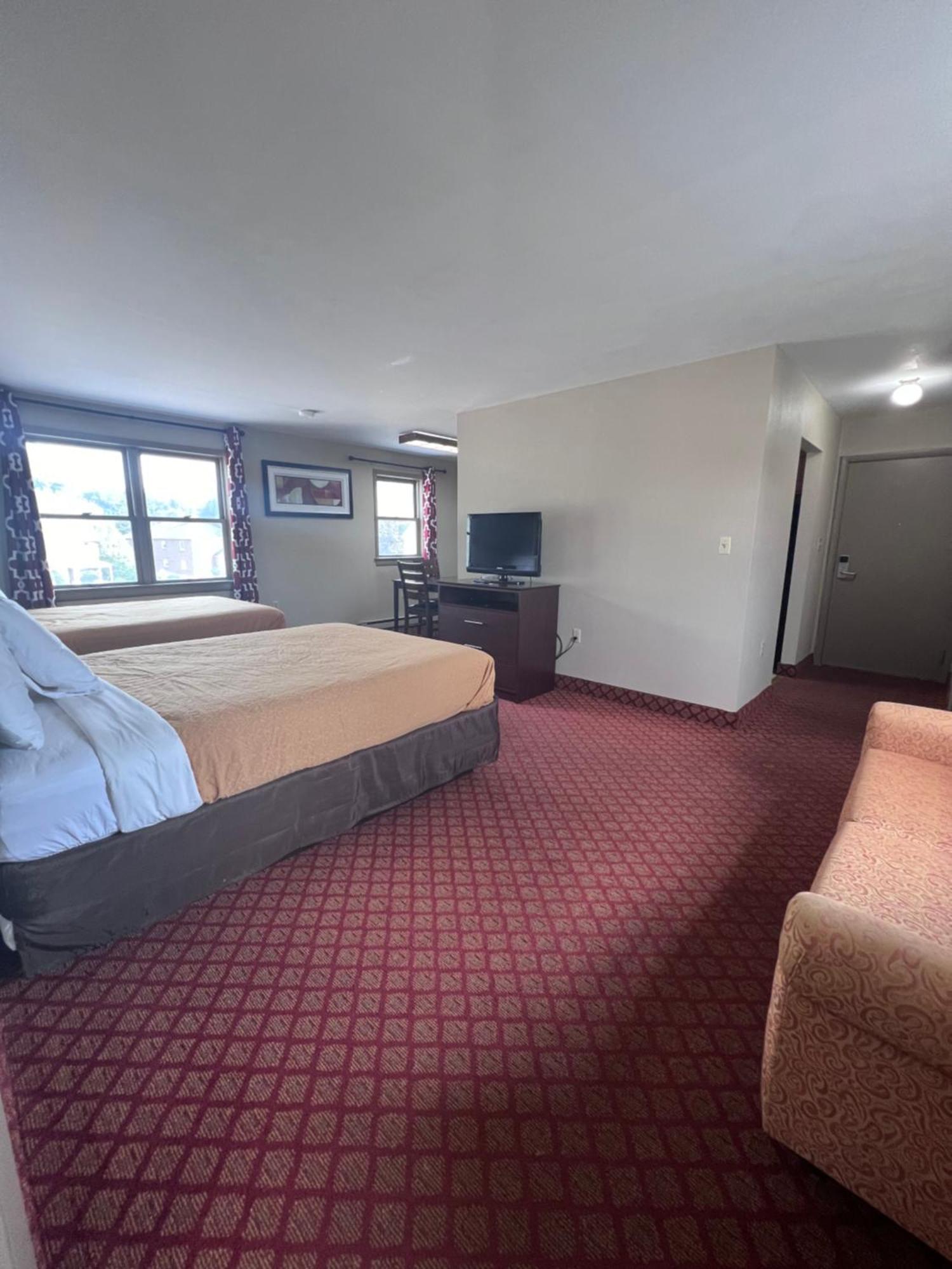Rodeway Inn & Suites Херши Экстерьер фото