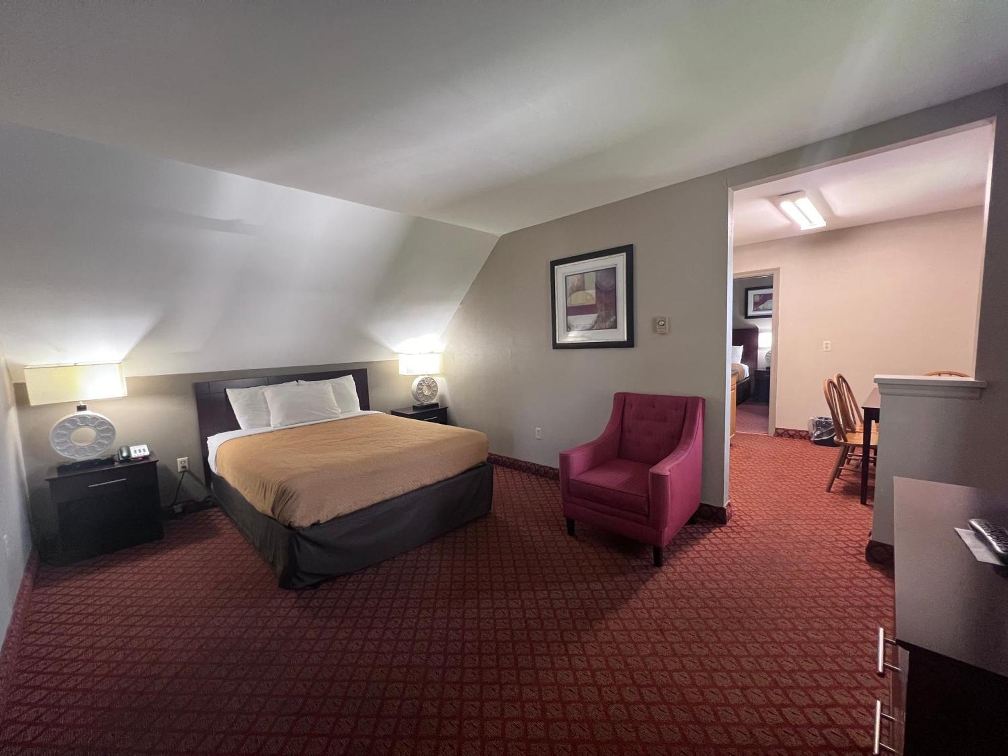 Rodeway Inn & Suites Херши Экстерьер фото