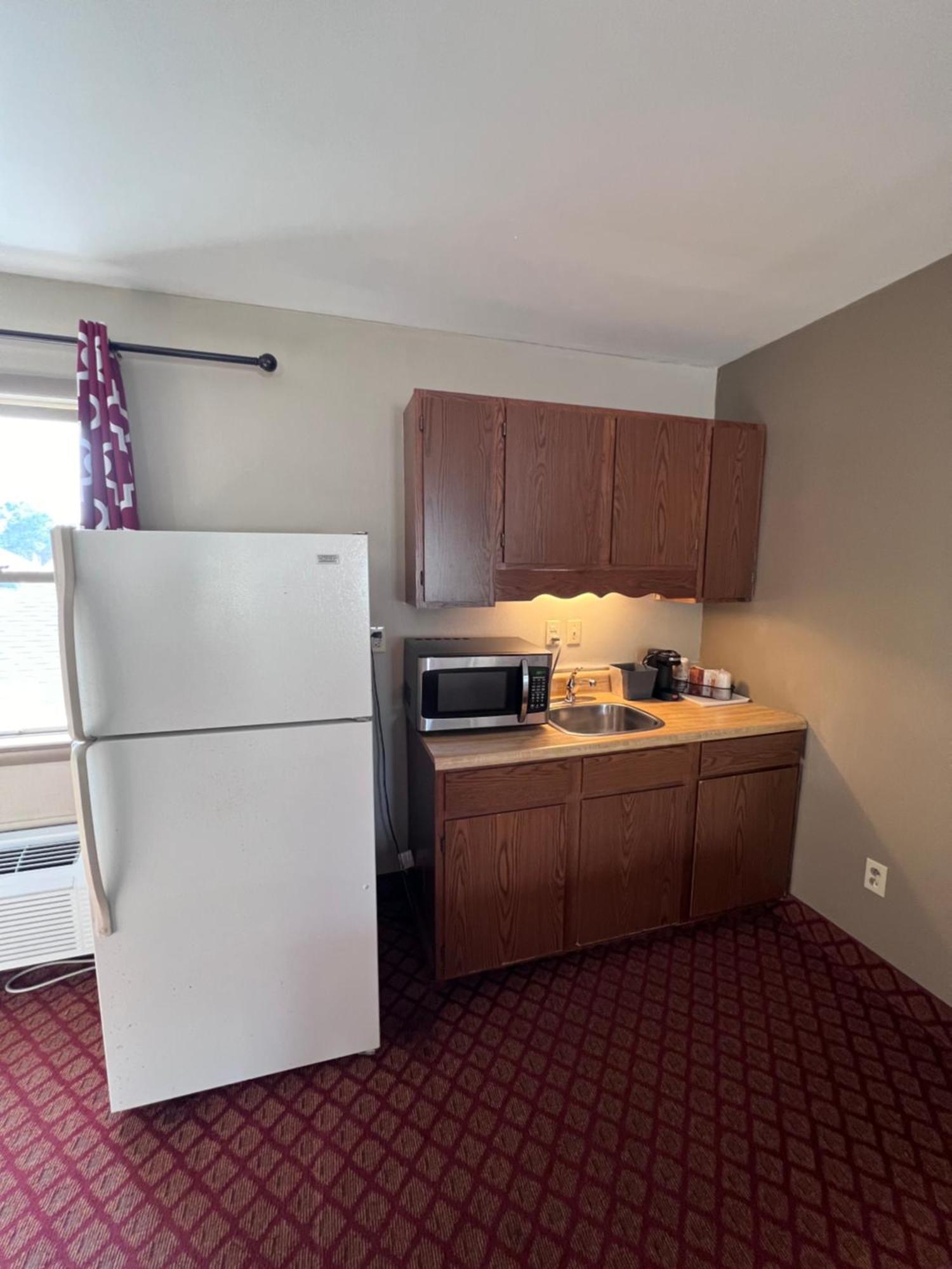 Rodeway Inn & Suites Херши Экстерьер фото