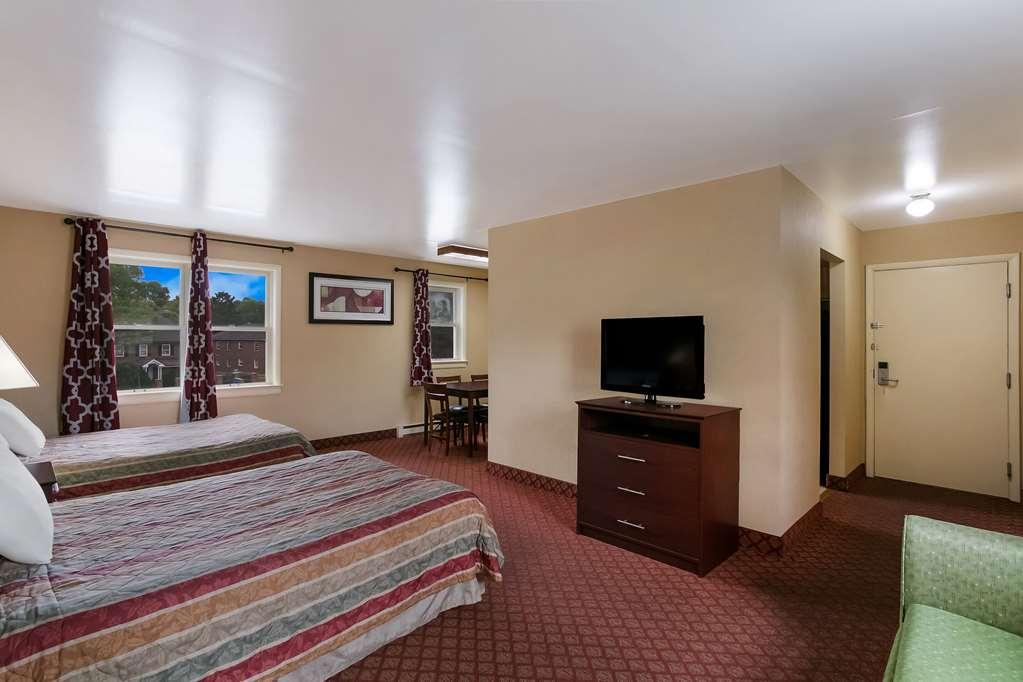 Rodeway Inn & Suites Херши Номер фото