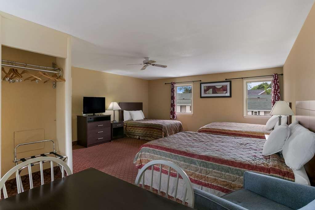 Rodeway Inn & Suites Херши Номер фото
