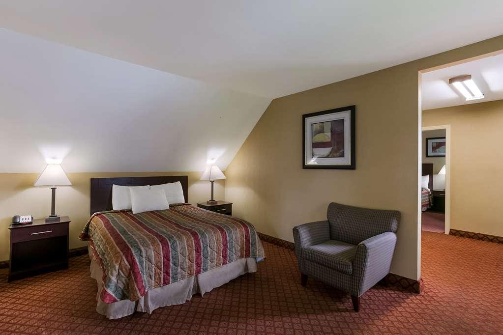 Rodeway Inn & Suites Херши Номер фото