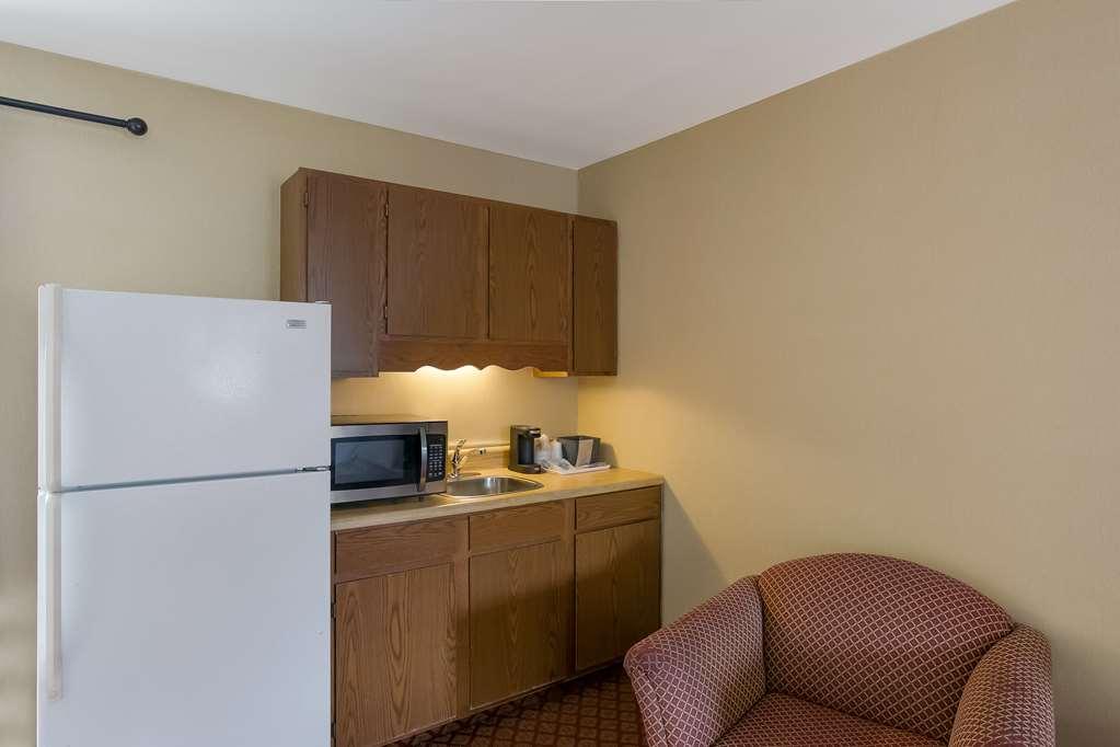Rodeway Inn & Suites Херши Номер фото