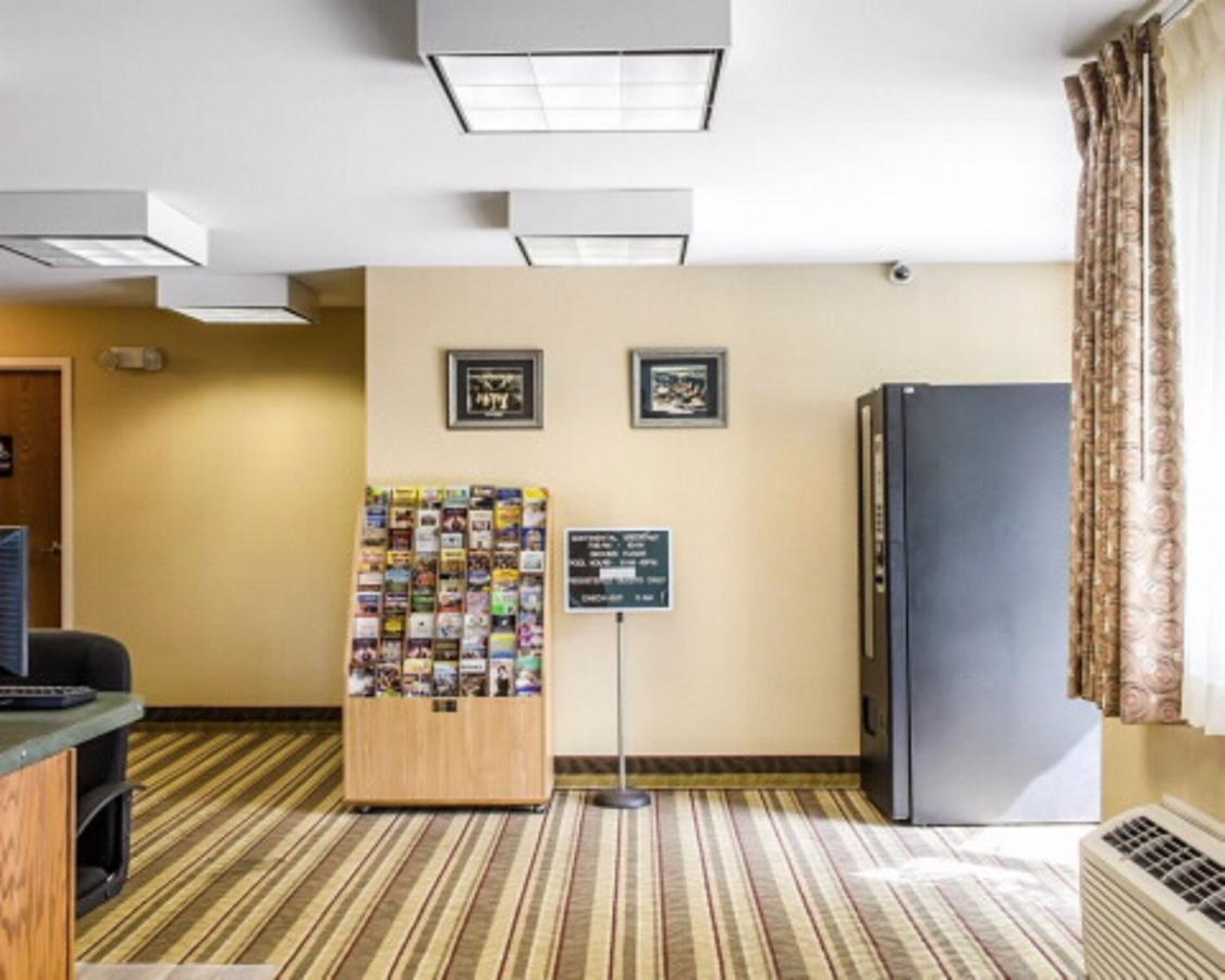 Rodeway Inn & Suites Херши Экстерьер фото